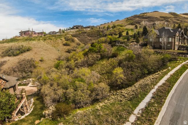 367 E HIDDEN LAKE DR, Bountiful, UT 84010