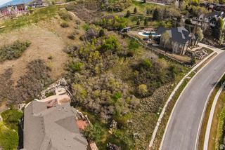 367 E HIDDEN LAKE DR, Bountiful, UT 84010