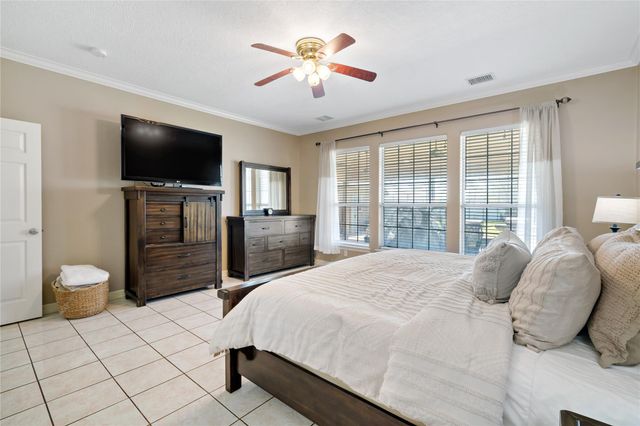 5631 Brookfield Drive, Houston, TX 77085