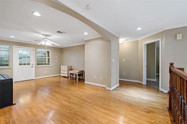 5631 Brookfield Drive, Houston, TX 77085