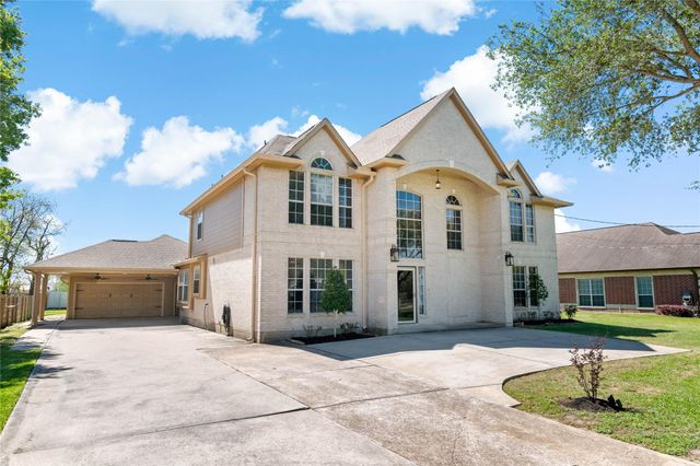 5631 Brookfield Drive, Houston, TX 77085
