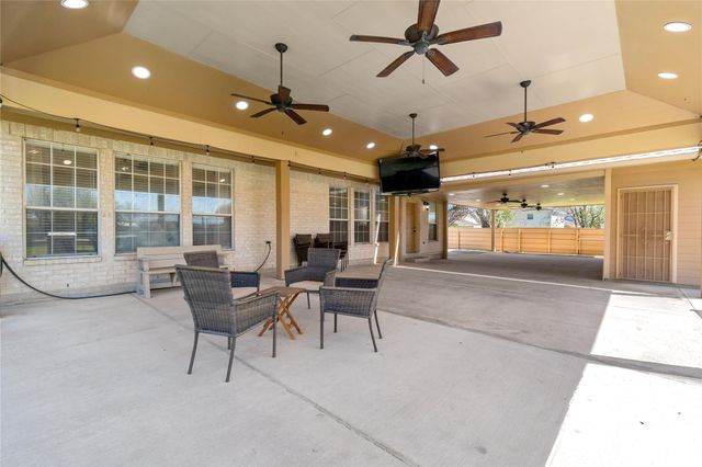 5631 Brookfield Drive, Houston, TX 77085