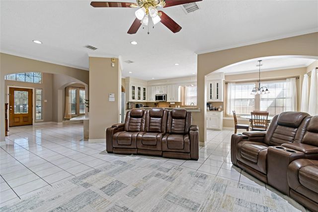 5631 Brookfield Drive, Houston, TX 77085