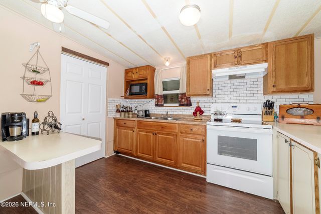 206 DOLPHIN Drive, Georgetown, FL 32139