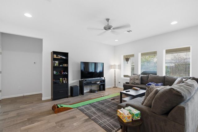 12017 Texana TRL, Manor, TX 78653