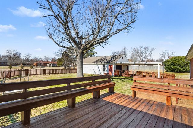 710 Washington Dr, Lebanon, TN 37087