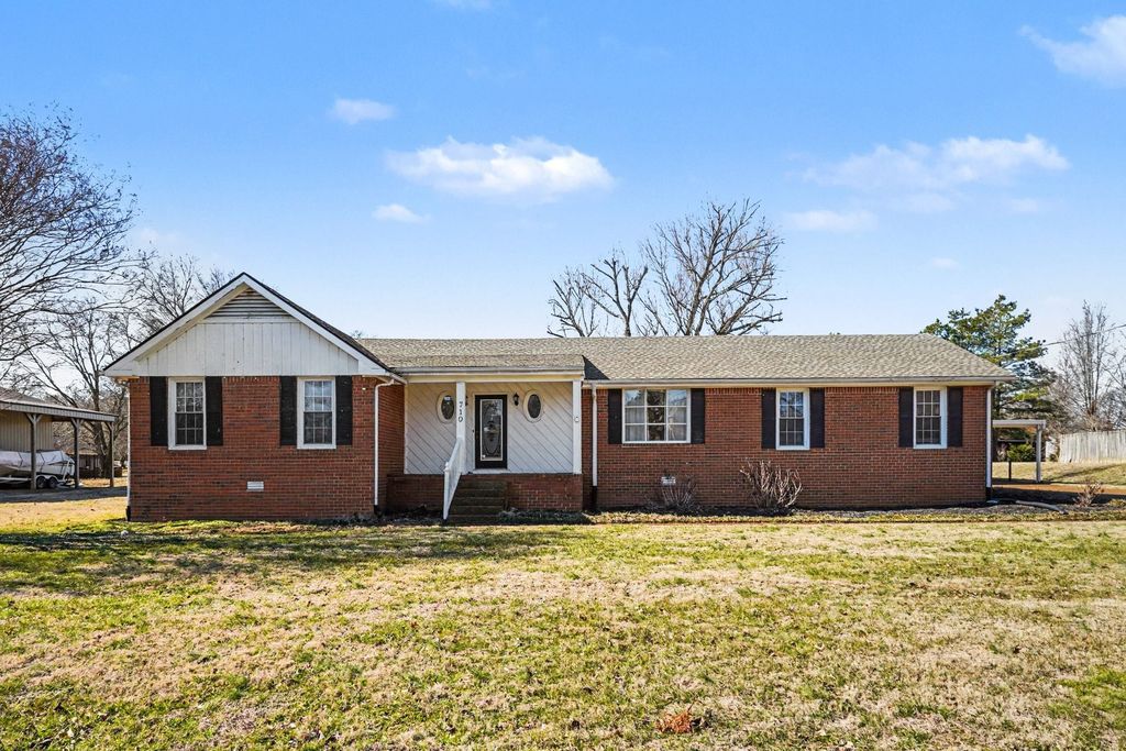 710 Washington Dr, Lebanon, TN 37087