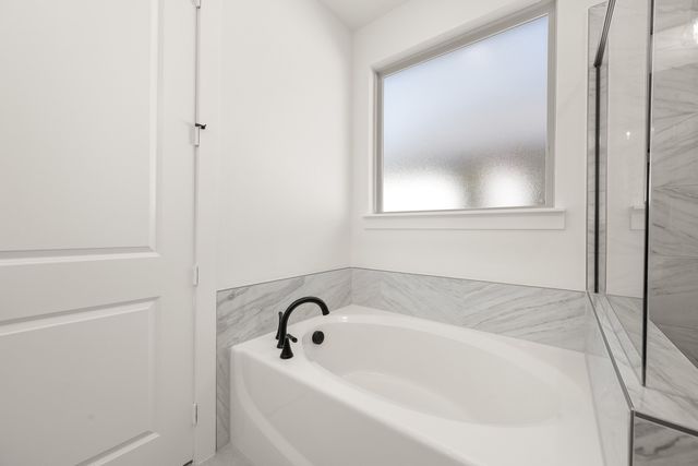 7409 Autumn Hill Drive, Denton, TX 76249