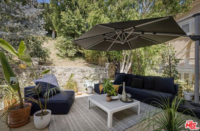 2614 Rutherford Drive, Los Angeles, CA 90068