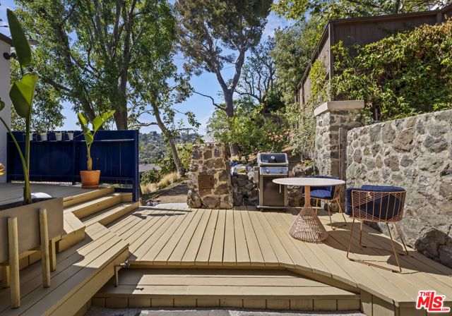 2614 Rutherford Drive, Los Angeles, CA 90068