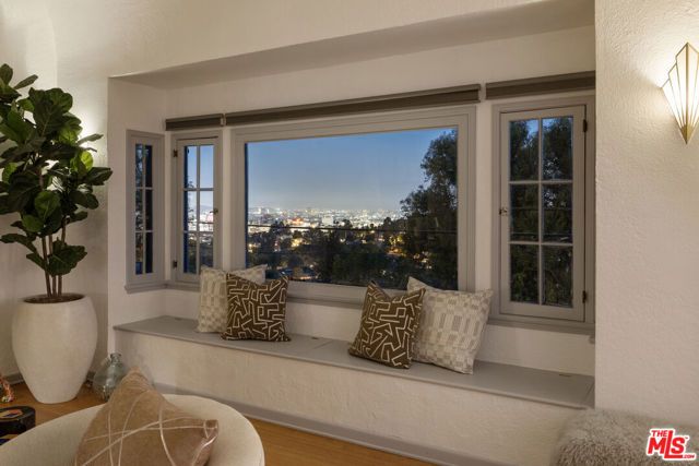 2614 Rutherford Drive, Los Angeles, CA 90068
