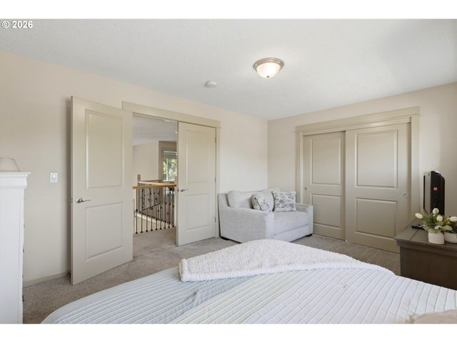 559 E 16TH St, Lafayette, OR 97127