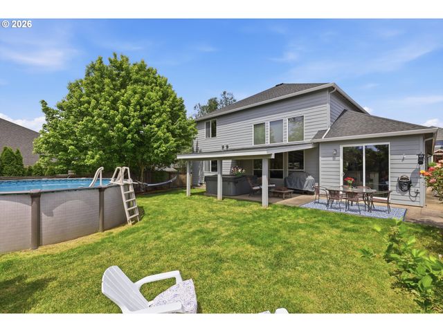 559 E 16TH St, Lafayette, OR 97127