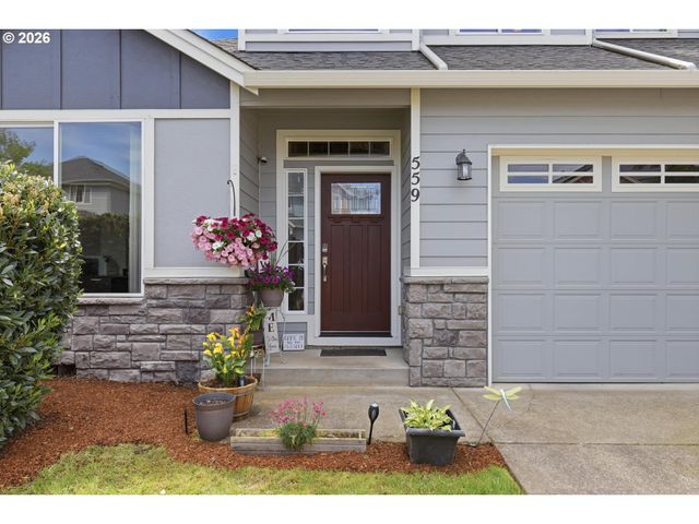 559 E 16TH St, Lafayette, OR 97127
