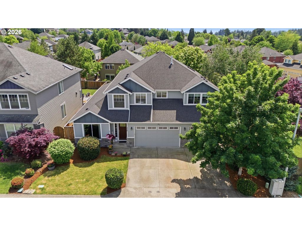 559 E 16TH St, Lafayette, OR 97127