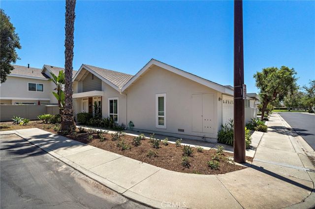 12 Nutwood, Irvine, CA 92604