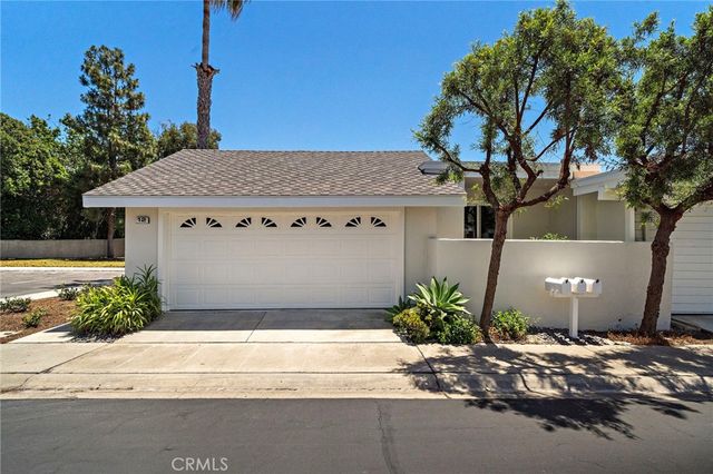 12 Nutwood, Irvine, CA 92604