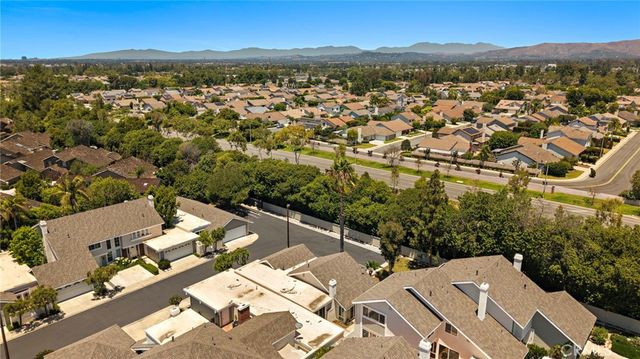 12 Nutwood, Irvine, CA 92604