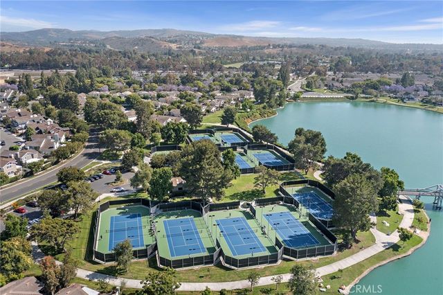 12 Nutwood, Irvine, CA 92604