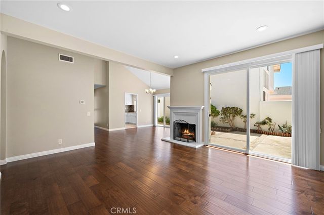 12 Nutwood, Irvine, CA 92604