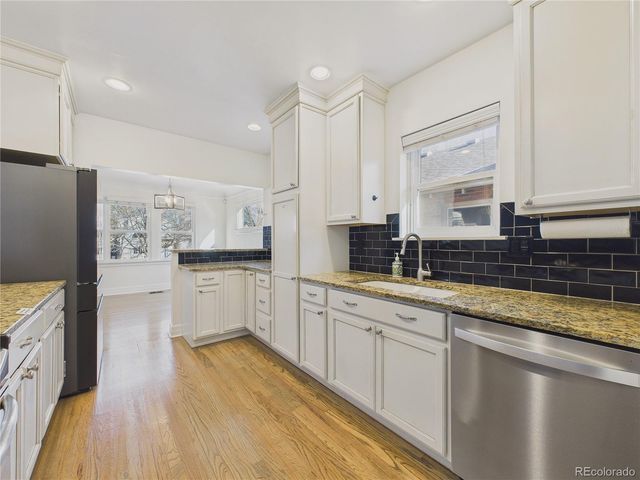 3334 W 37th Avenue, Denver, CO 80211