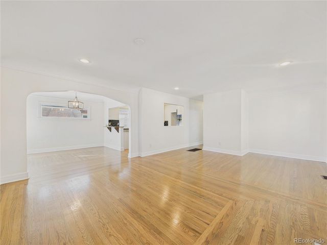 3334 W 37th Avenue, Denver, CO 80211