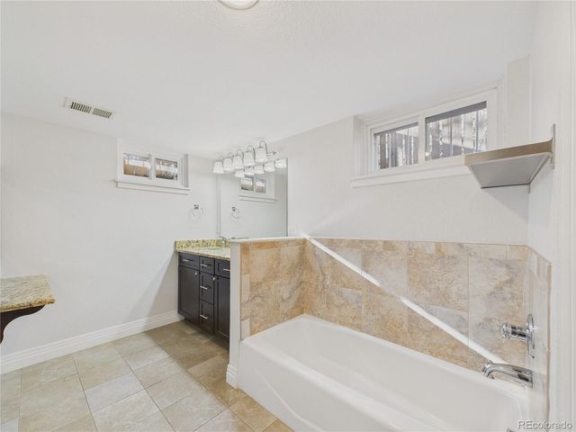 3334 W 37th Avenue, Denver, CO 80211