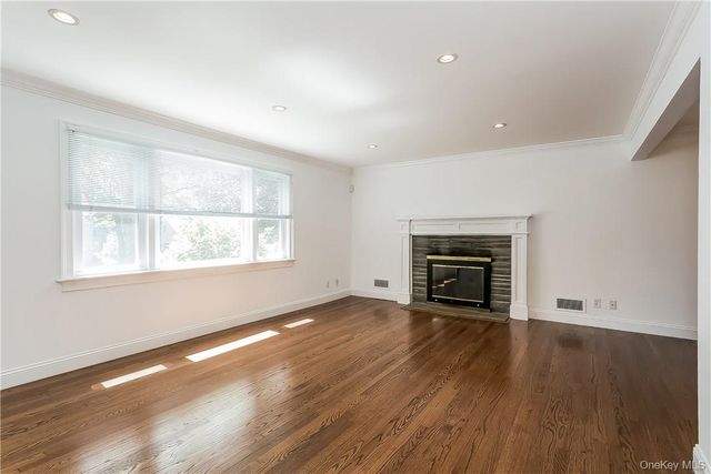 20 Walker Avenue, Rye, NY 10580