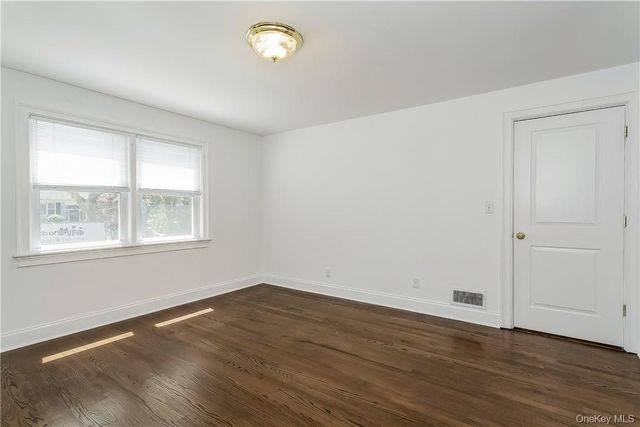 20 Walker Avenue, Rye, NY 10580