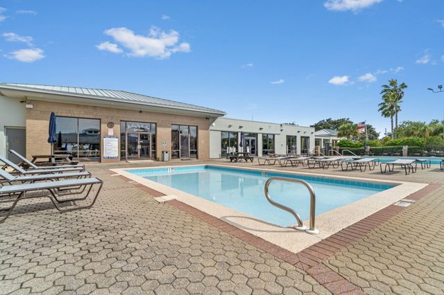 6531 Liberty Street, Navarre, FL 32566