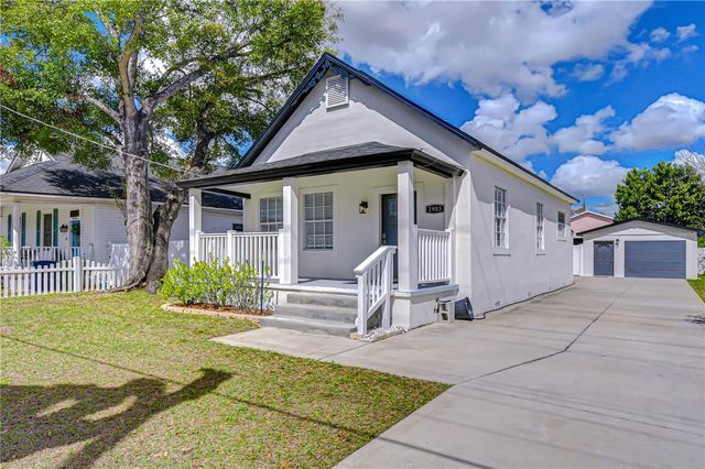 2903 W IVY STREET, Tampa, FL 33607