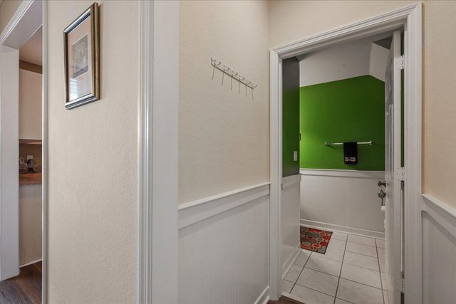 4275 Four Oaks Boulevard, Tallahassee, FL 32311