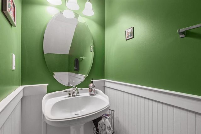 4275 Four Oaks Boulevard, Tallahassee, FL 32311