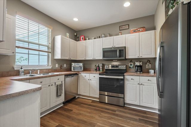 4275 Four Oaks Boulevard, Tallahassee, FL 32311