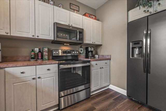 4275 Four Oaks Boulevard, Tallahassee, FL 32311