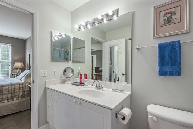 4275 Four Oaks Boulevard, Tallahassee, FL 32311