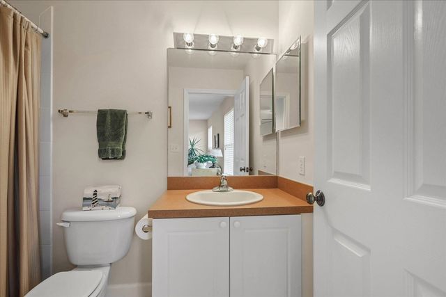 4275 Four Oaks Boulevard, Tallahassee, FL 32311