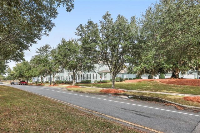 4275 Four Oaks Boulevard, Tallahassee, FL 32311