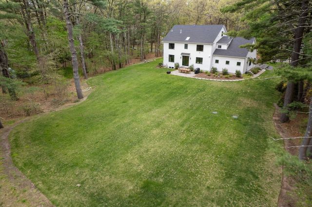 55 Oakdale Ave, Weston, MA 02493