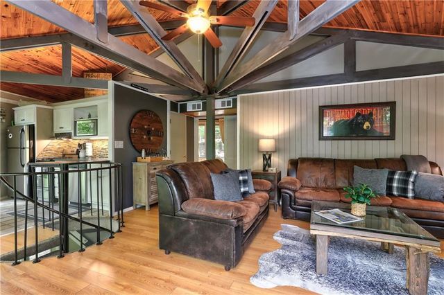 196 Treetopper Circle, Big Canoe, GA 30143