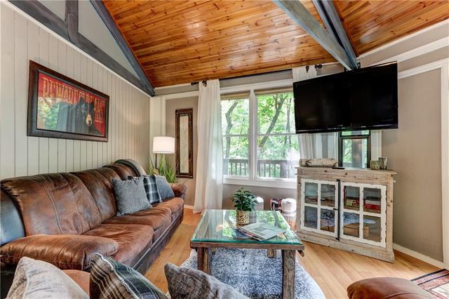 196 Treetopper Circle, Big Canoe, GA 30143