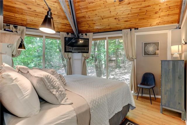 196 Treetopper Circle, Big Canoe, GA 30143