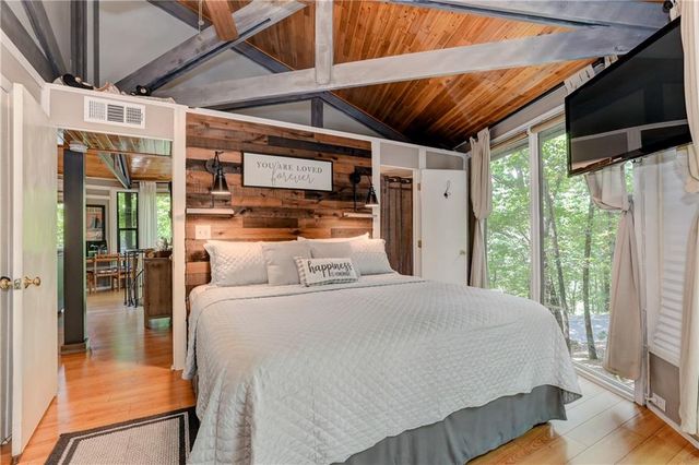 196 Treetopper Circle, Big Canoe, GA 30143