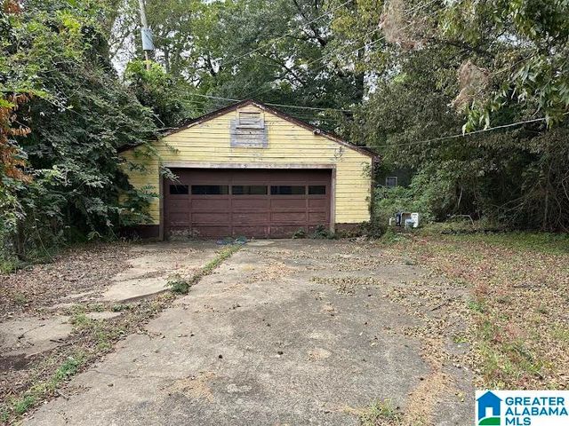 123 BROOKWOOD ROAD W, Midfield, AL 35228