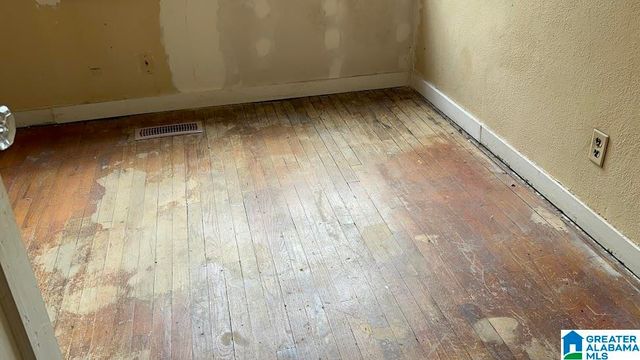 123 BROOKWOOD ROAD W, Midfield, AL 35228