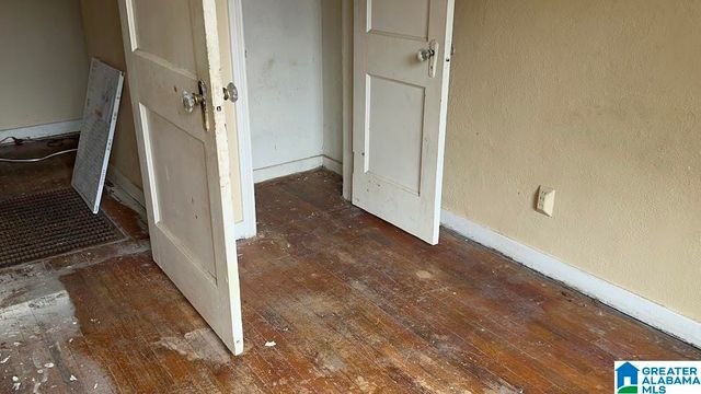 123 BROOKWOOD ROAD W, Midfield, AL 35228