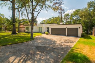 3103 Hemingway Drive, Montgomery, TX 77356