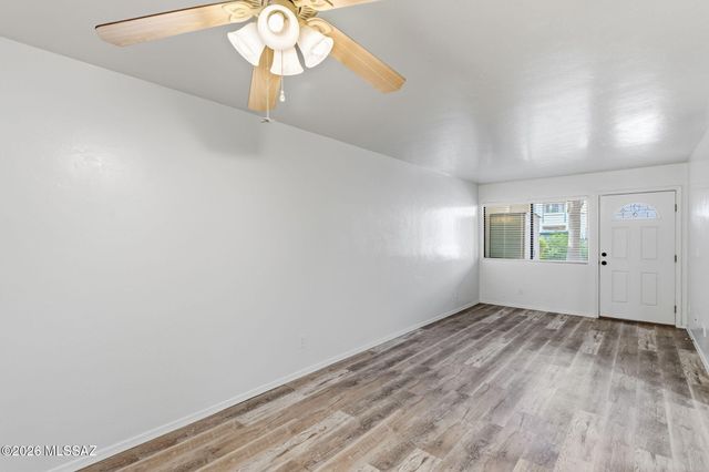 455 W Kelso St Apt 130, Tucson, AZ 85705
