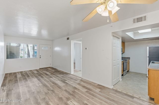 455 W Kelso St Apt 130, Tucson, AZ 85705
