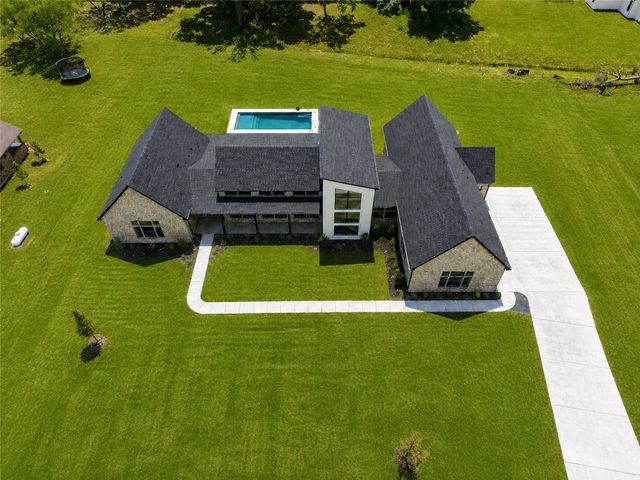 6309 Big Elk Drive, Fort Worth, TX 76140